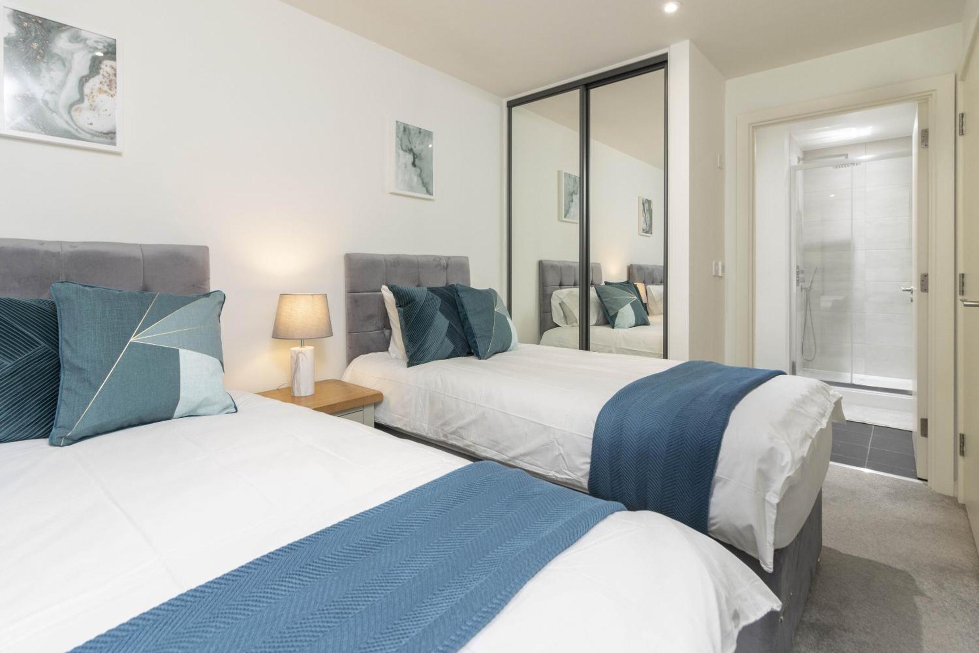 Linacre 1&2 - One And Two Bed Flat Behind The Cathedral With Free Parking And Fast Wifi Lejlighed Exeter Eksteriør billede