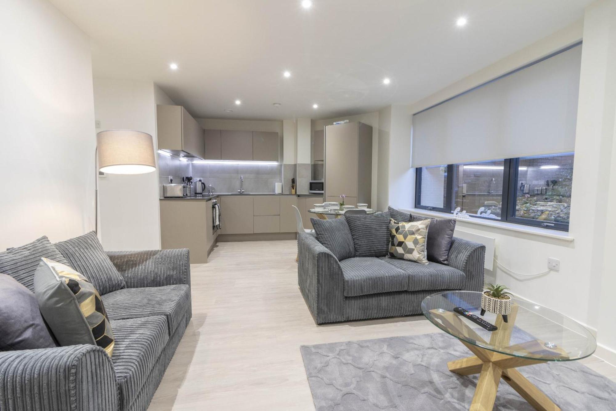 Linacre 1&2 - One And Two Bed Flat Behind The Cathedral With Free Parking And Fast Wifi Lejlighed Exeter Værelse billede