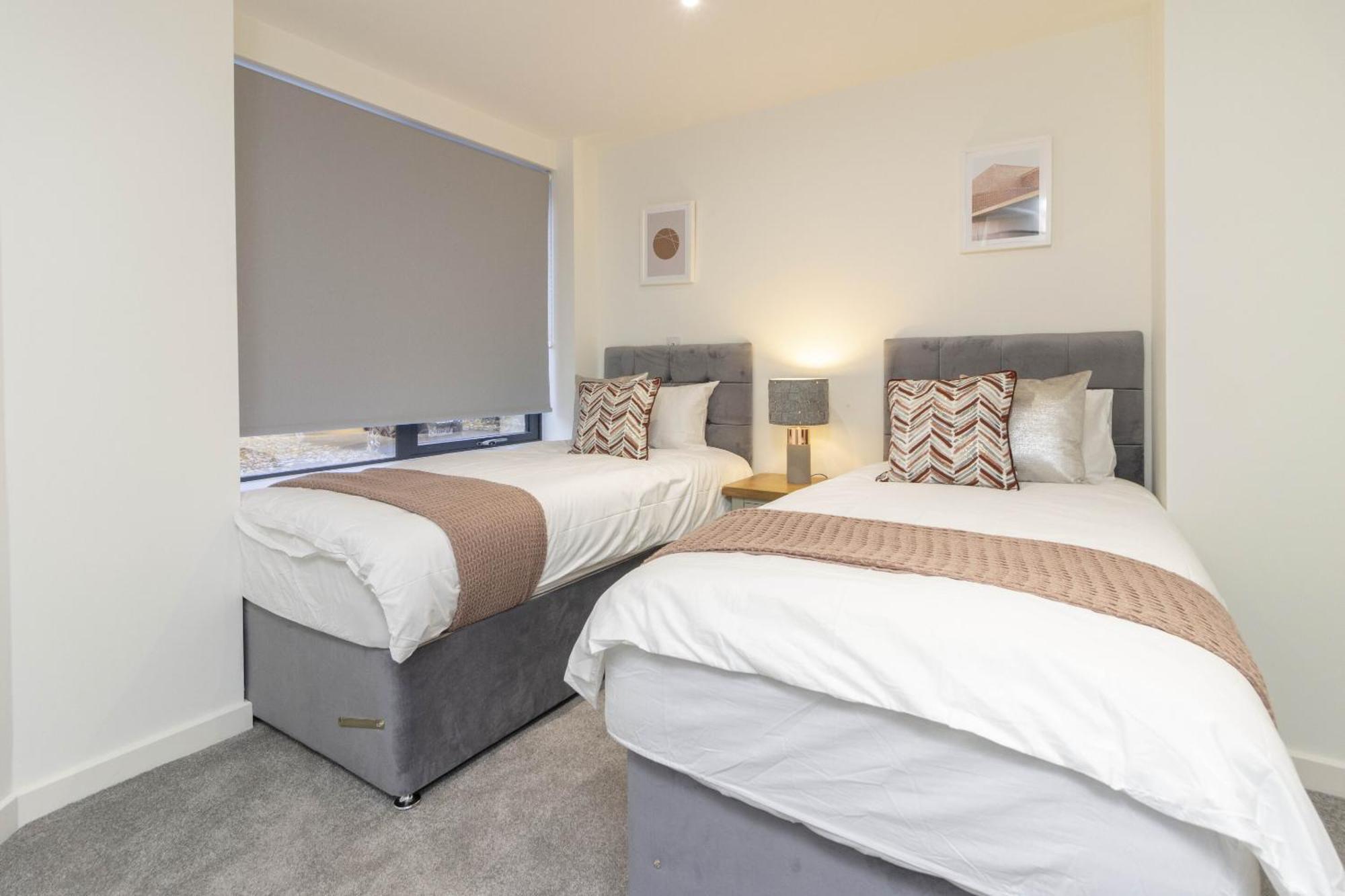 Linacre 1&2 - One And Two Bed Flat Behind The Cathedral With Free Parking And Fast Wifi Lejlighed Exeter Værelse billede